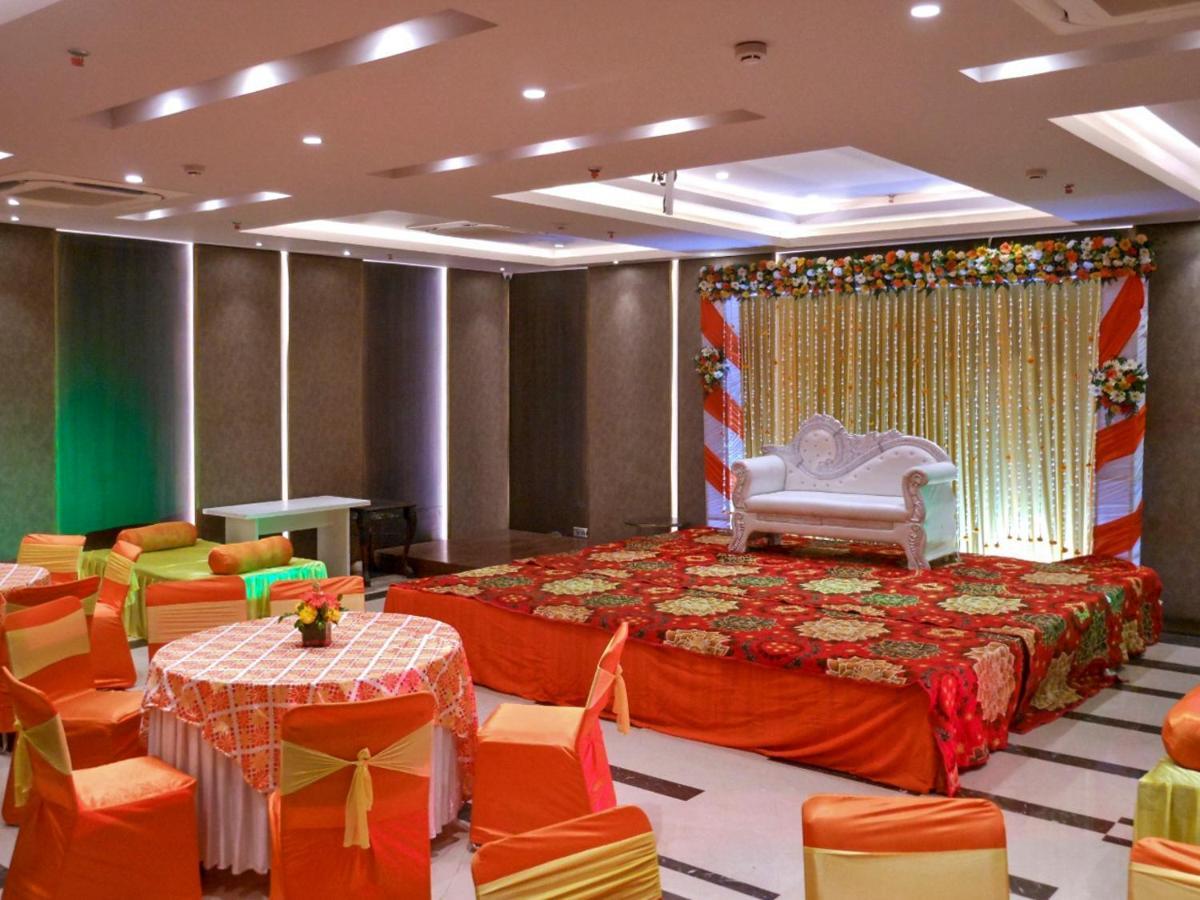 Hotel Saket 27 Nové Dillí Exteriér fotografie