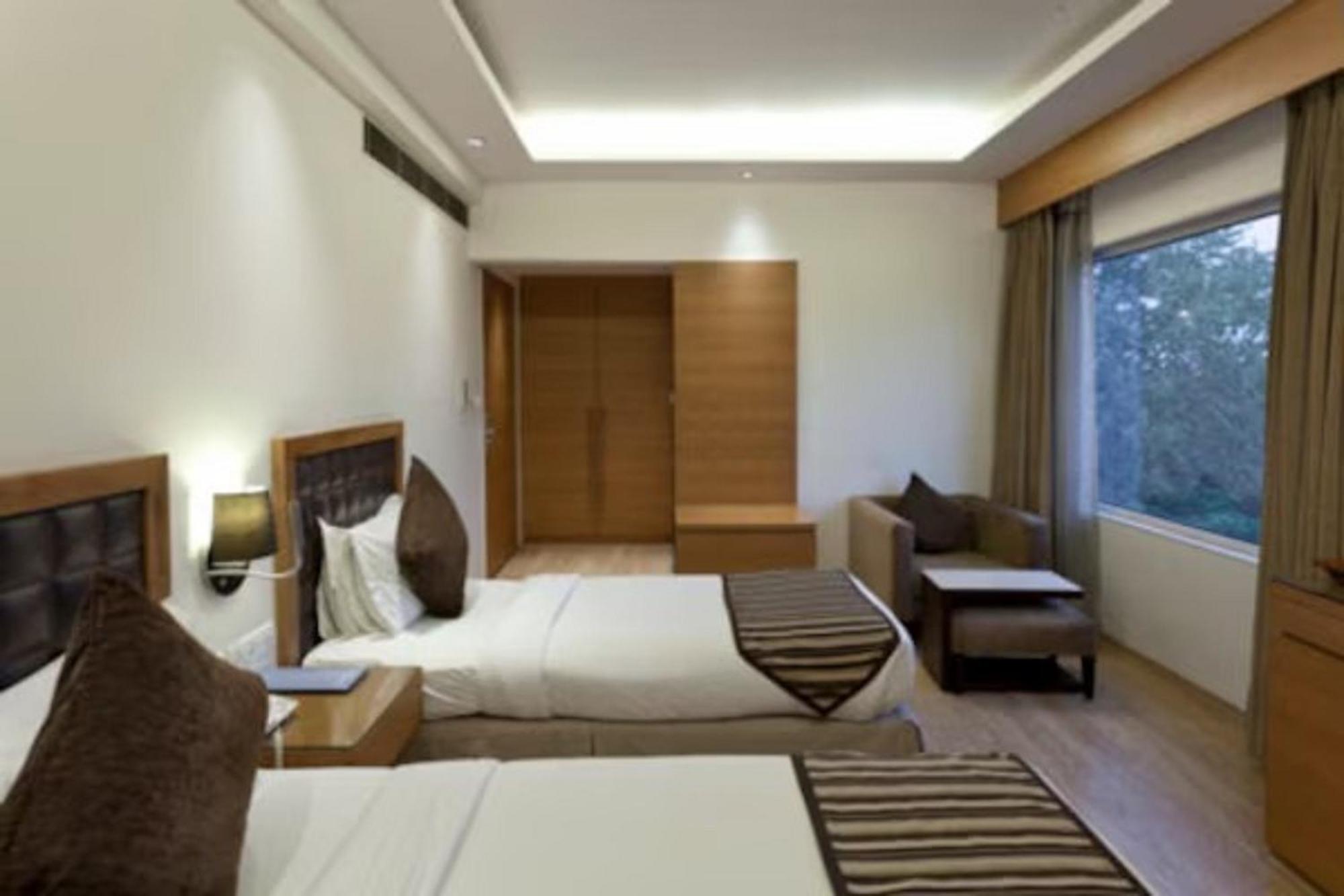 Hotel Saket 27 Nové Dillí Exteriér fotografie